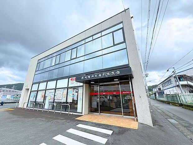 銀行 遠州信用金庫引佐支店 610m