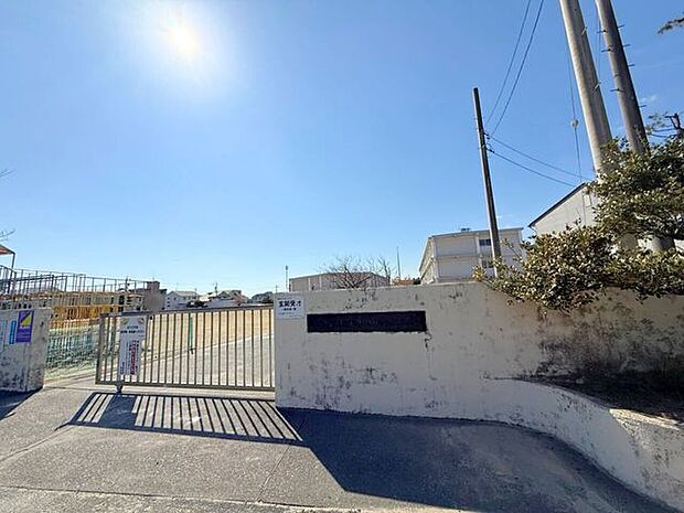 浜松市立和田小学校 1690m