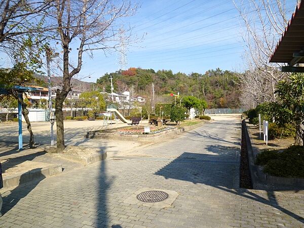 画像27:【公園】中山五月台公園まで1096ｍ