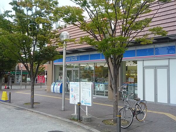 画像28:【コンビニエンスストア】ローソン阪急仁川駅前まで337ｍ