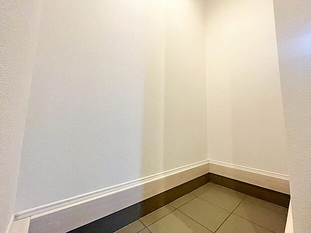 室内（2025年11月撮影）