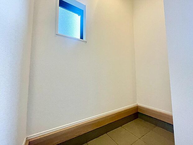 室内(2025年11月撮影)