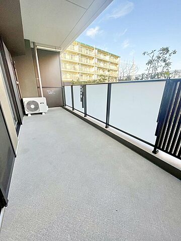 バルコニー グレーシア湘南平塚海岸 1階/117号室