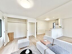 リビング/ダイニングの画像