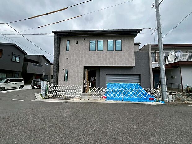 ＊参考写真＊　同区画内　別棟