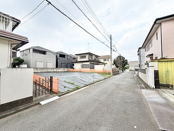 2026年7月　撮影　前面道路含め全面