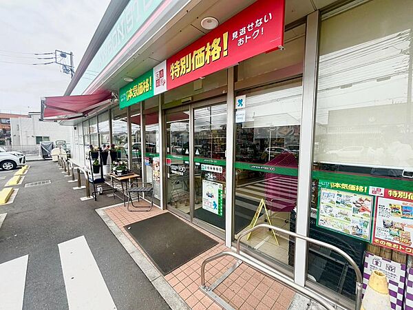 ローソン100南林間７丁目店100ｍ　徒歩約1分