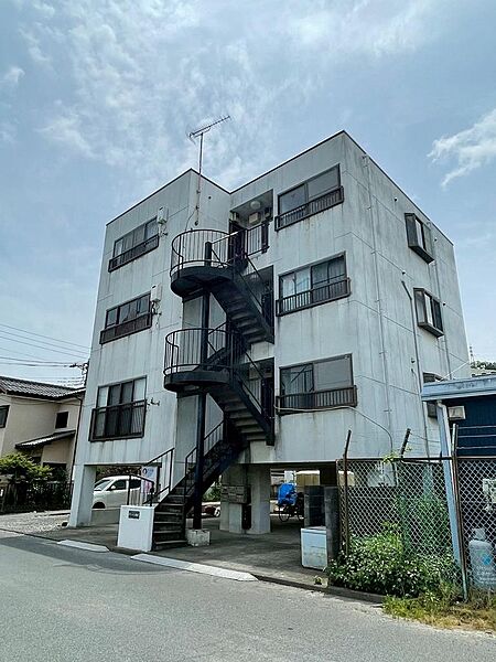 apartment 神奈川県相模原市中央区鹿沼台２丁目11-6　淵野辺サトウビル1階
