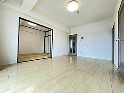 ビッグヴァン京王橋本 5階 2SLDKのリビング/ダイニング