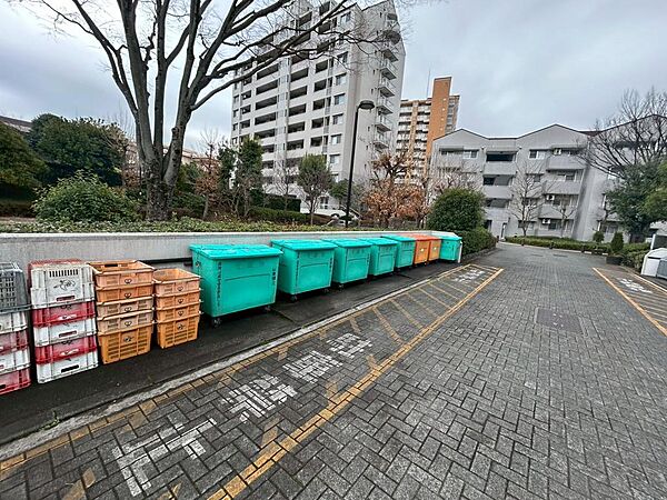 ゴミ捨て場