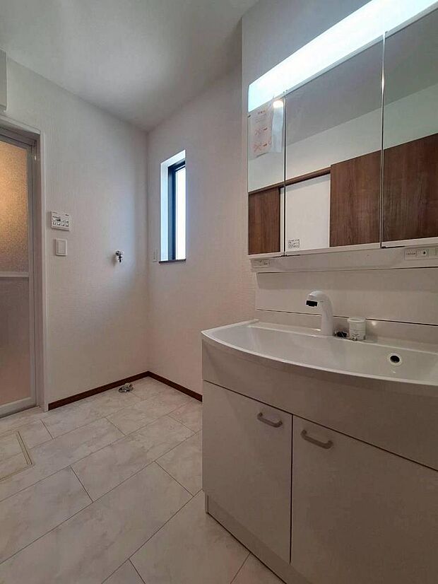 室内（2025年11月撮影）