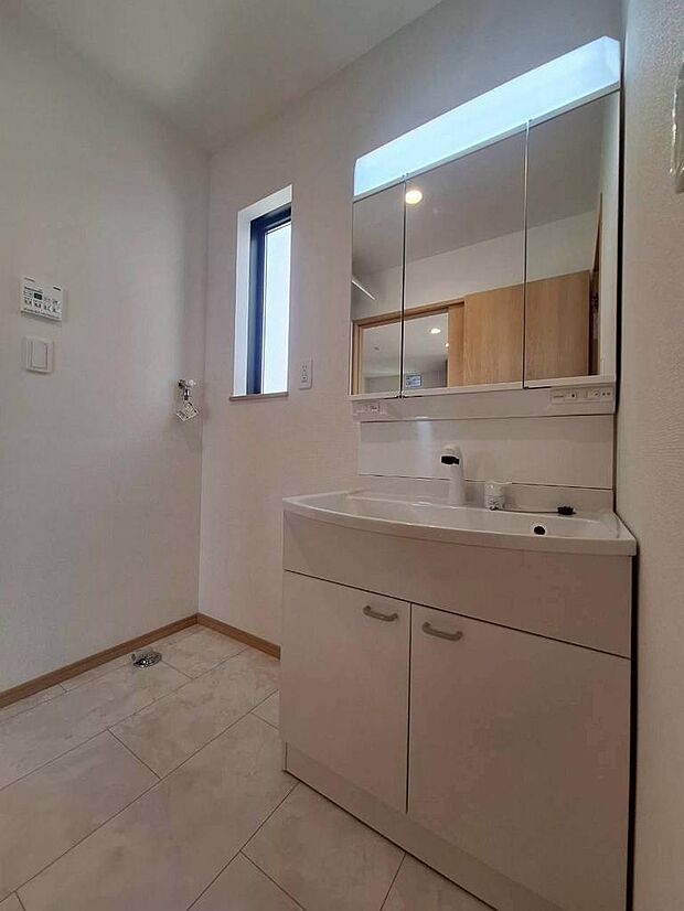 室内（2025年11月撮影）