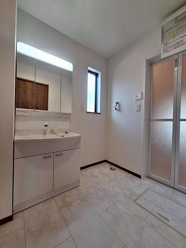 室内(2025年11月撮影)