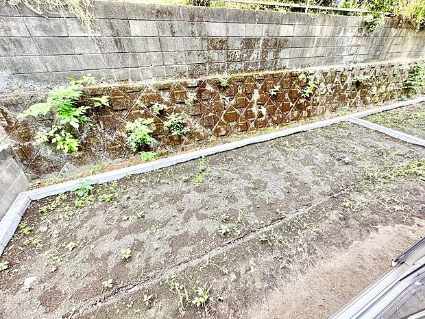 お庭付きです♪