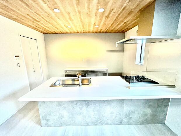 室内（2025年11月撮影）