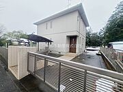 鶴川駅よりバス11分 徒歩6分 築17年9ヶ月 2階建の賃貸物件
