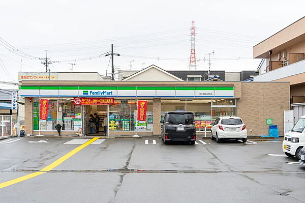ファミリーマート 幾野四丁目店（511m）