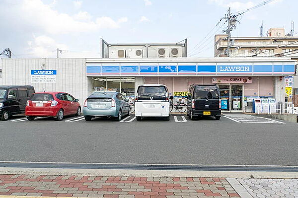 ローソン 枚方東田宮店（953m）