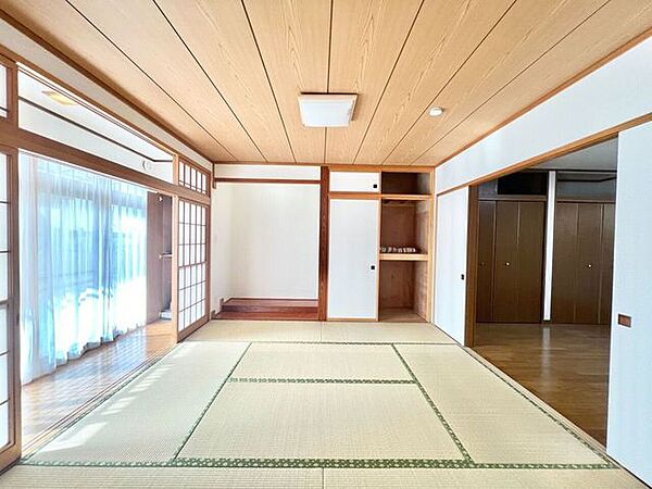 detached 岩手県奥州市江刺岩谷堂字下苗代沢
地図を見る