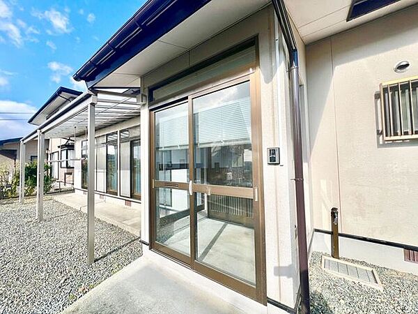 detached 岩手県奥州市江刺岩谷堂字下苗代沢
地図を見る