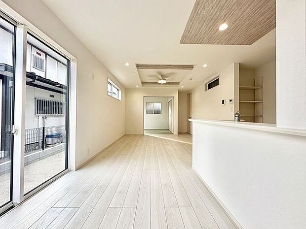 LDKは和室と合わせて使うことで20帖超の空間が完成♪