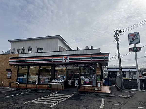 セブンイレブン仙台三条町店 450m
