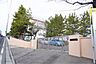周辺：仙台市立中山中学校 678m