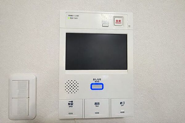来訪者のお顔も見れるので安心です♪