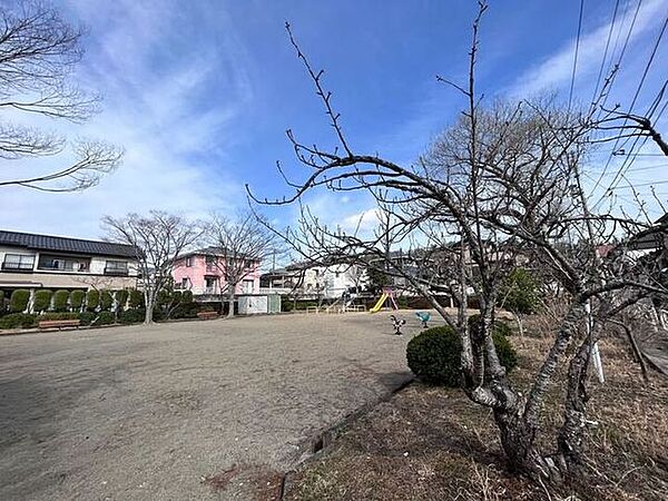 伊勢吉成3号公園 413m