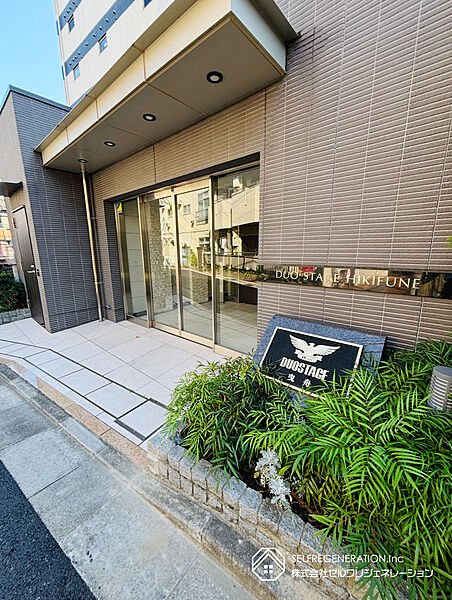 エントランスを拡大表示