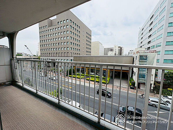 バルコニーを拡大表示