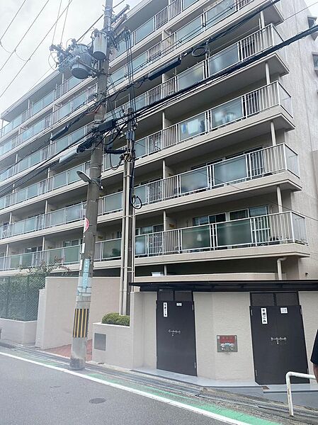 外観：327002178981