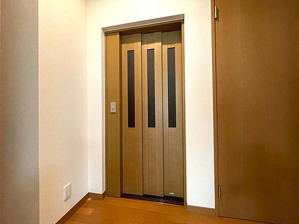 エレベーターがございます！お身体が不自由で階段移動が困難な方も安心です！
