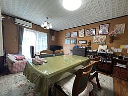 鳥取市青谷町栄町 5LDKのリビング/ダイニング