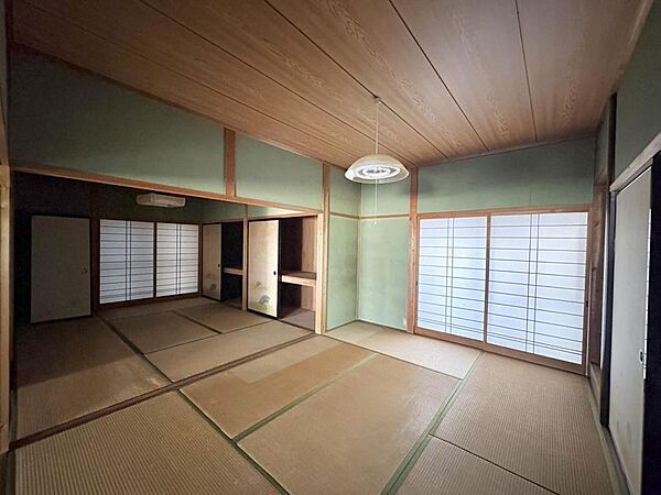 お子様のお昼寝や家事の合間の休憩など多目的に使えます♪