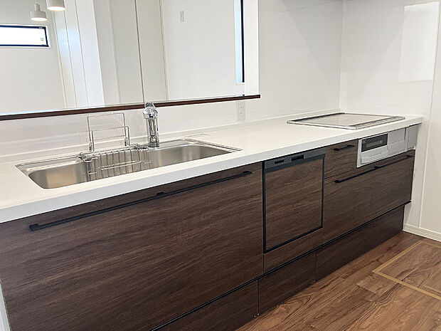 【キッチン】充実設備のキッチンで毎日の家事も快適にこなせる◎