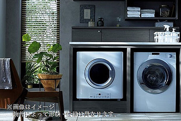 【ガス衣類乾燥機 乾太くん】洗濯物をわずかな時間で乾燥。家事の時間を大幅に短縮できます。パワフルな温風で繊維が根元から立ち上がり、ふんわり仕上がる人気の家電です。