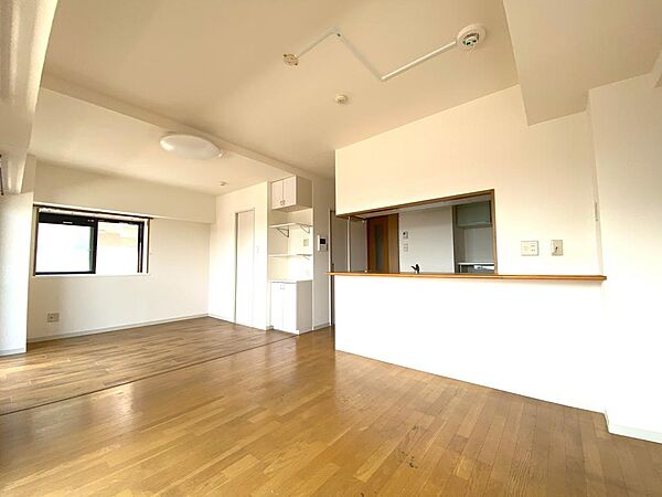 apartment 栃木県小山市駅東通り２丁目26-22
地図を見る