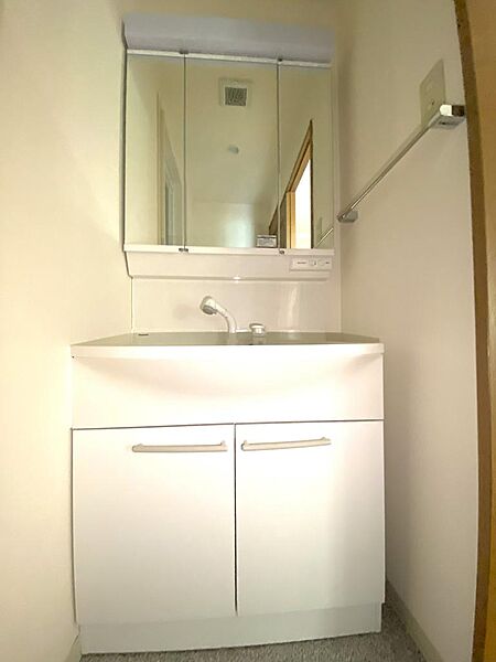 apartment 栃木県小山市駅東通り２丁目26-22
地図を見る