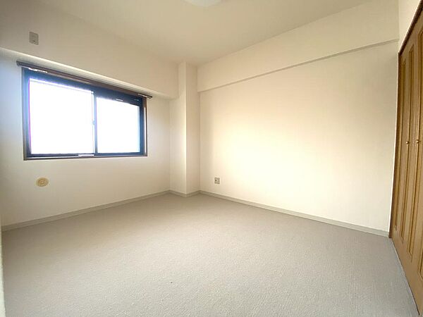 apartment 栃木県小山市駅東通り２丁目26-22
地図を見る