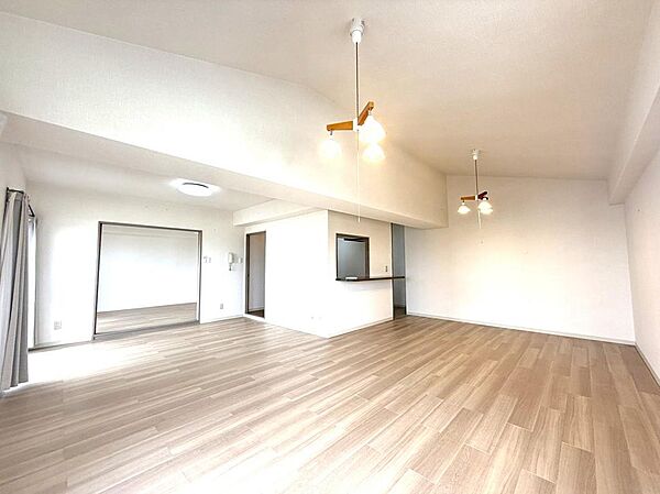 apartment 栃木県小山市城東４丁目
地図を見る