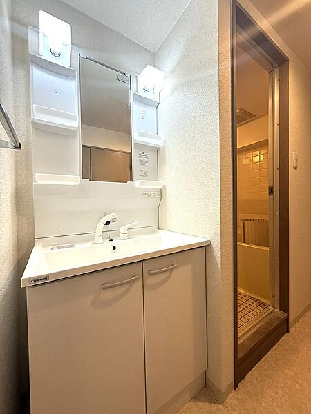 apartment 栃木県小山市城東４丁目
地図を見る