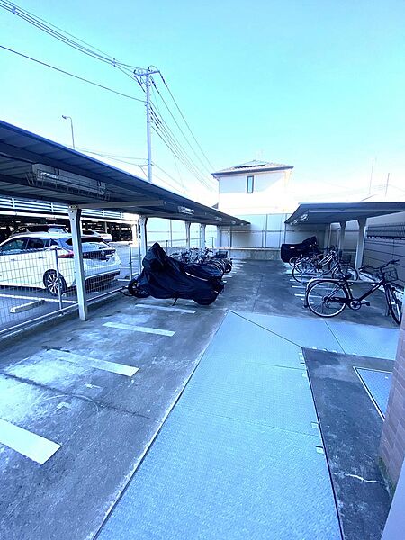 駐輪場