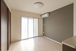 JR東北本線 間々田駅 3.3kmの賃貸アパート 1階1LDKのリビング/ダイニング