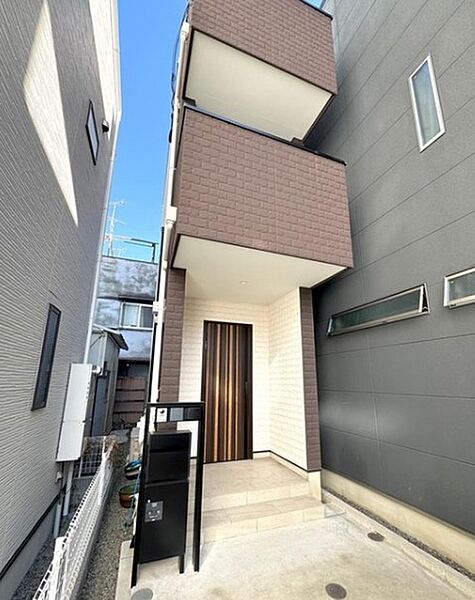 外観：327001692299