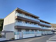 姫路駅よりバス17分 徒歩5分 3階 築3年9ヶ月の賃貸物件