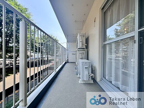 風通しが良く、お洗濯物も早く乾きそうです。毎日のお洗濯が楽しみになりそうです。