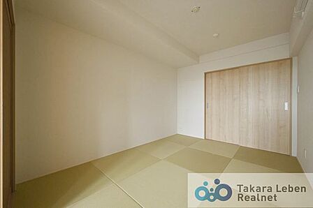 畳敷きの和室は、小さなお子様の遊び場としても使いやすい一室。多用途に活用できます。