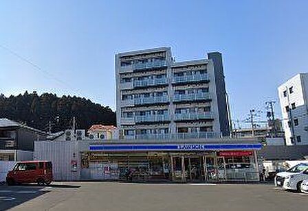ローソン仙台瑞鳳店 徒歩3分。 200m