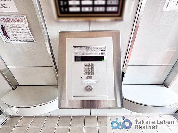 オートロック完備でセキュリティ面も安心です。